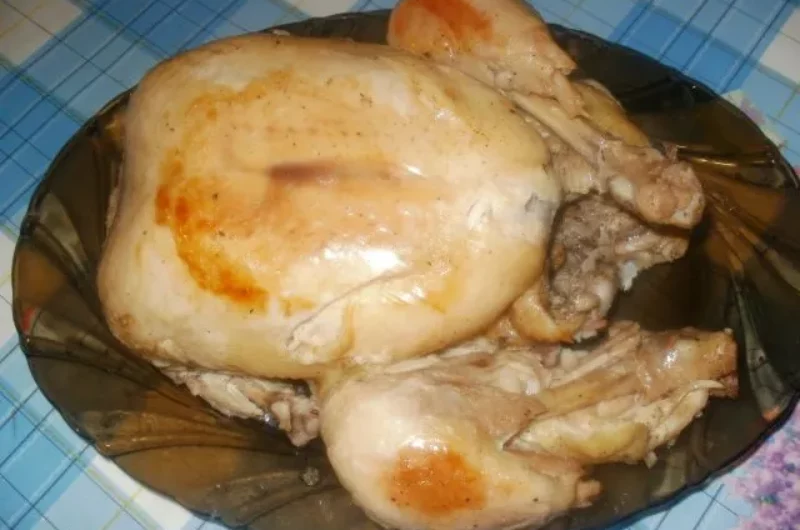 Тушеная курица целиком - рецепт в мультиварке