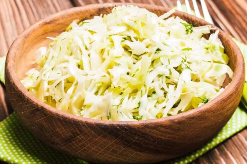 Салат из белой капусты с хреном - рецепт в мультиварке