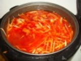 Борщ из фасоли и курицы в мультиварке