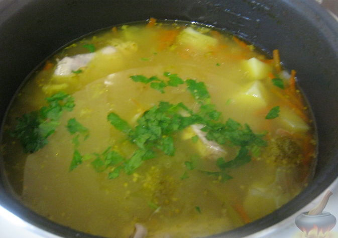 Суп куриный с брокколи в мультиварке10
